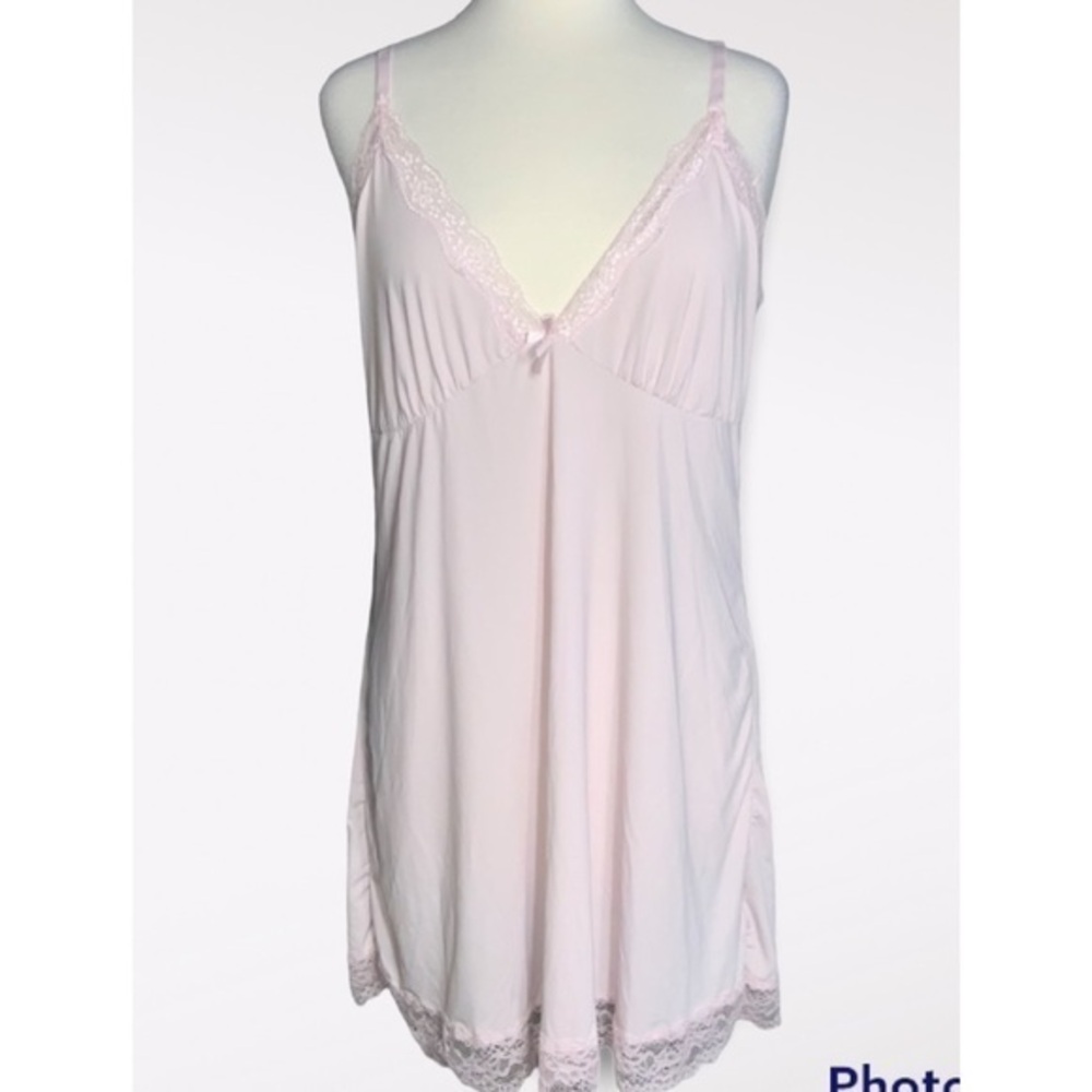 Red Tag Light Pink Women’s Chemise Adjustable Straps Lace Trim 18